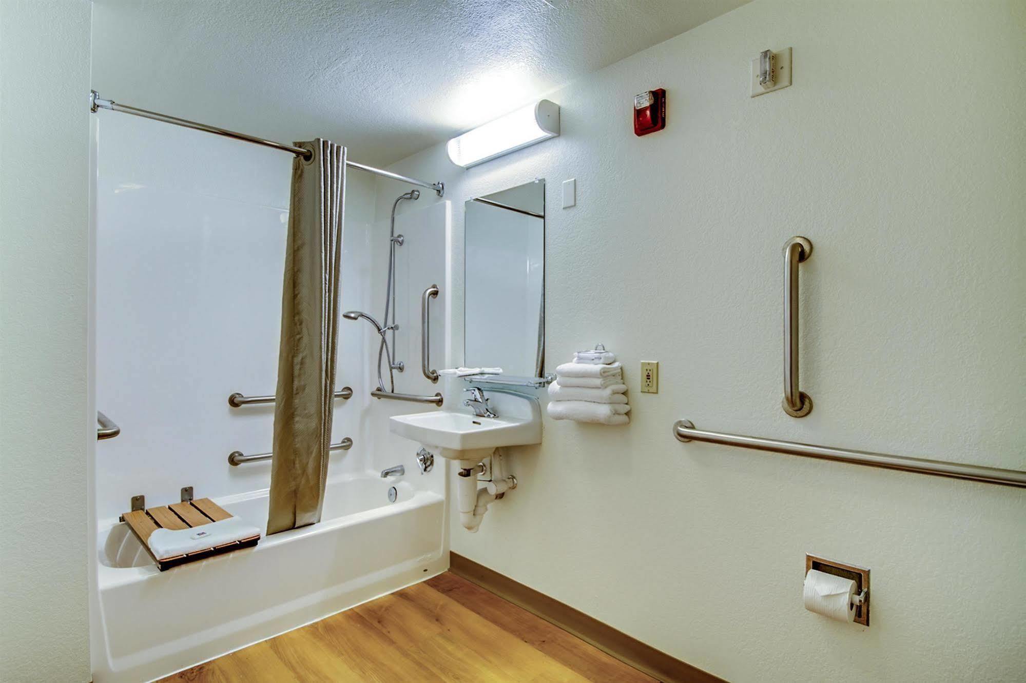 Rodeway Inn Baltimore Bagian luar foto